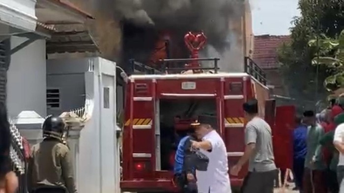 Suasana kebakaran di Padangsidempuan (dok. Damkar Padangsidempuan)