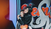 Gaya Syahrini Comeback Jadi Sorotan, Pakai Cincin Berlian 'Raksasa' Rp 116 M