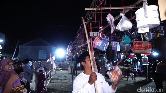 Tradisi Rebuen untuk menyambut Maulid Nabi di Probolinggo