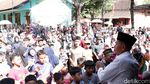 Melihat Keseruan Tradisi Tebar Koin di Ponorogo