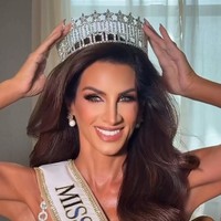 Kemenangan di kontes kecantikan lokal tak menyurutkan langkahnya. Amber terus melaju hingga dinobatkan sebagai Miss Michigan USA 2026 dan menjadi finalis Miss USA 2026. Foto: Dok. Instagram @amber.uhler