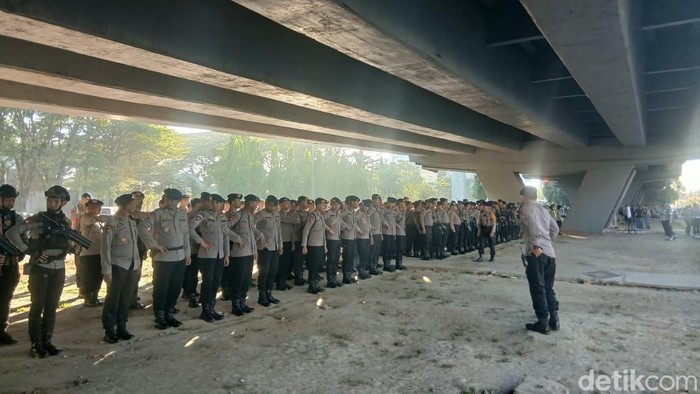 Apel Pengamanan Demo 27 Agustus di Makassar