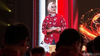 Memasuki penyelenggaraan ke-11, ajang tahunan TelkomGroup ini mencatat rekor partisipasi dengan lebih dari 2.700 peserta dari 67 negara. Jumlah tersebut meningkat signifikan dibandingkan BATIC tahun lalu yang diikuti sekitar 1.800 peserta dari 55 negara. Bahkan ada peserta yang berasal dari Amerika Latin, ungkap Dian Siswarini, Direktur Utama Telkom Indonesia Foto: Adi FR/detikINET