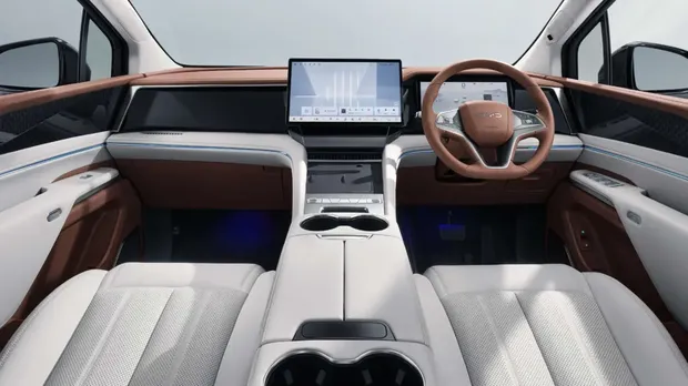 BYD M9