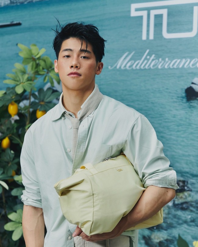Dilansir Mashable India, sebelumnya Cheng pernah berbicara tentang orientasi seksualnya sebagai gay. Namun laporan itu belum bisa dikonfirmasi. Cheng Chang Fan adalah aktor dan model yang dikenal dengan memerankan peran Kyan dalam drama BL (boys love) pada 2020 berjudul Craving You. Foto: Instagram @chengchangfan