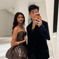 Serangkaian foto aktor Taiwan Cheng Chang Fan dengan wanita cantik asal India menuai sorotan. Banyak netizen memuji kecocokan mereka.Foto: Instagram @chengchangfan