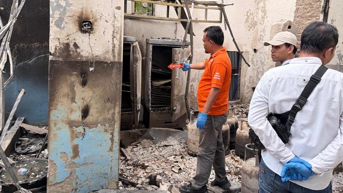 Dapur SPPG di Tanggamus yang terbakar.