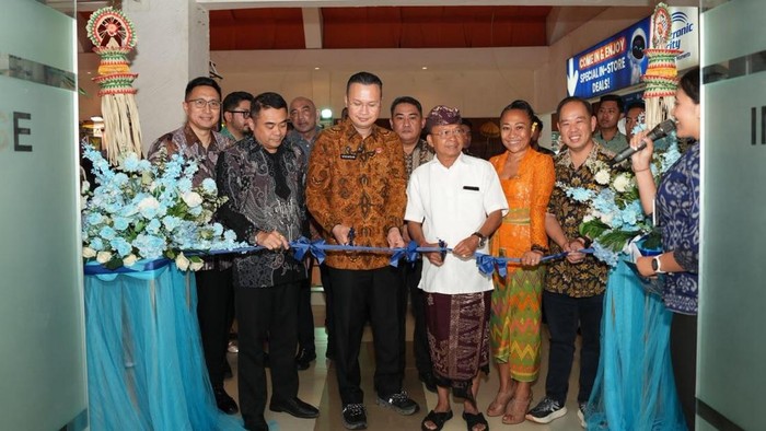 Dirjen Imigrasi Resmikan Immigration Lounge Discovery Mall