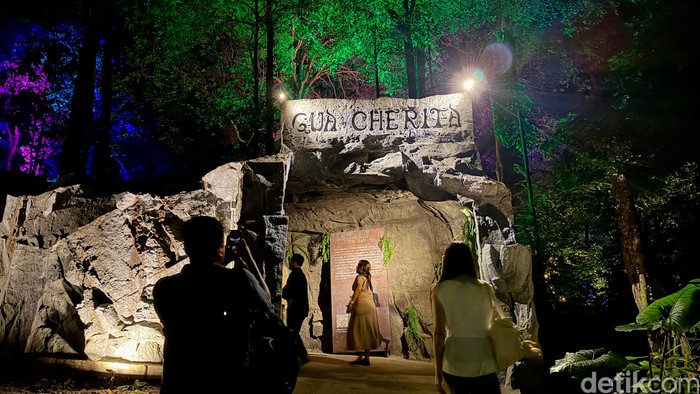 Foto-foto Estetik Wisata Malam di Hutan Langkawi