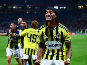 Fenerbahce Akhiri Dahaga 18 Tahun, Lolos ke Liga Champions!