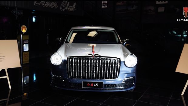 Hongqi L5