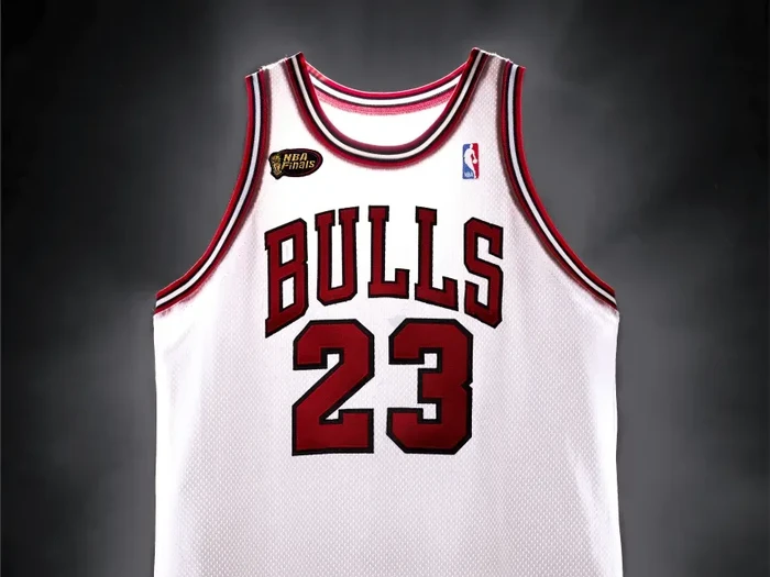 Jersey Michael Jordan Dilelang