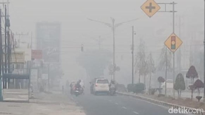 Kabut asap di Kotawaringin Barat pada Kamis (27/8/2026) pagi.