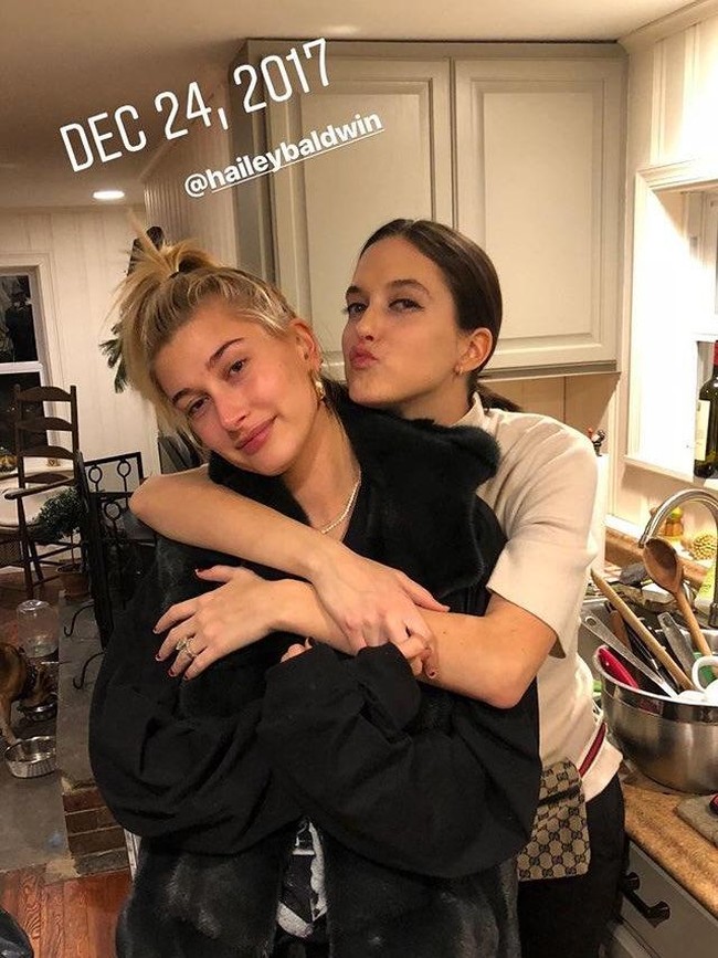 Hubungannya dengan Hailey pun cukup dekat. Alaia menjadi bagian dari pernikahan Hailey dan Justin Bieber pada 2019. Keduanya pun kerap menikmati momen berkualitas bersama. Foto: dok. Instagram