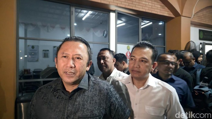 Karo Bankum Divisi Hukum Mabes Polri, Brigjen Veris Septriansyah