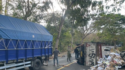 TKP lakalantas di Jalan Denpasar-Gilimanuk, Desa Melaya, Kecamatan Melaya, Jembrana Kamis (27/8/2026).