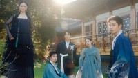 Potret Reuni Pemain Love In The Moonlight, Park Bo Gum cs Bikin Nostalgia
