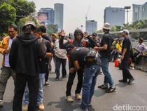 Video: Polisi Pastikan Bantuan Logistik hingga Medis Massa Demo DPR Tak Tertahan