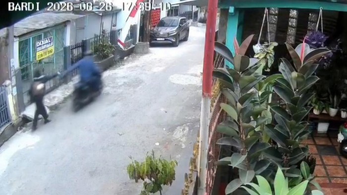 Rekan CCTV mahasiswi UPI kejar pelaku yang jambret laptop miliknya