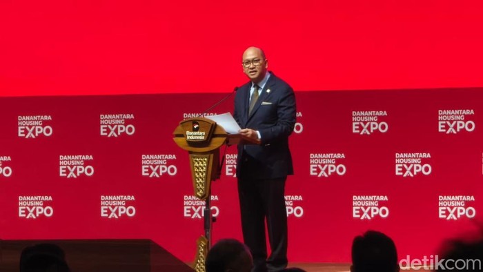 CEO Danantara Rosan Roeslani membuka Danantara Housing Expo 2026, Kamis (27/8/2026).