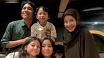Asyiknya Desta Makan Sushi hingga Nongkrong Santai Bareng Ariel NOAH