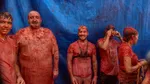 Serunya La Tomatina 2026, Ribuan Orang Perang Tomat di Jalanan Spanyol