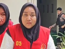 Tampang Dika Eks Karyawati Bank Mandiri Taspen Terdakwa Penipu Pensiunan