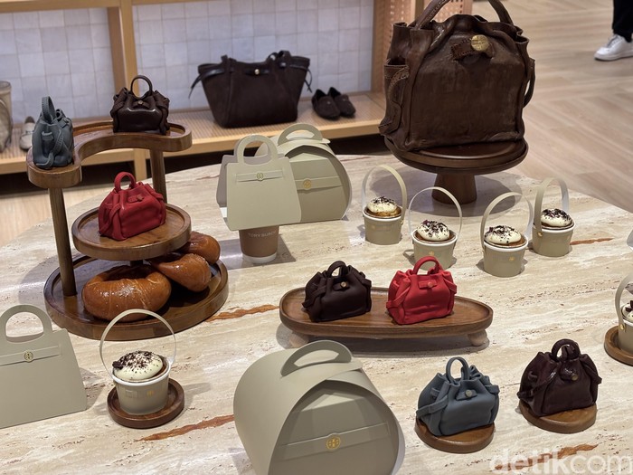 Tory Burch menghadirkan instalasi istimewa Romy Pop-Up Experience di tiga pusat perbelanjaan Jakarta.  Termasuk Senayan City, Central Park, dan Pondok Indah Mall 3.