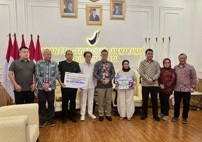 Sido Muncul Kucurkan Rp 400 Juta untuk Bantu Warga Terdampak Gempa NTT