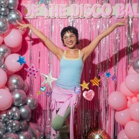 Potret Birthday Workout Andien di Usia 41, Bak ABG Bergaya Sporty & Playful