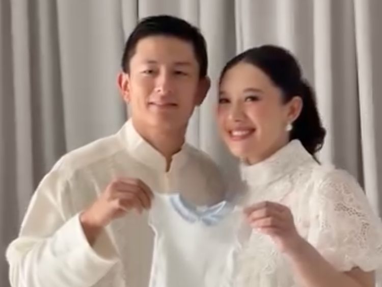 Potret Maternity Athina-Rio Haryanto, Pesona Kecantikan Bumil Bikin Salfok