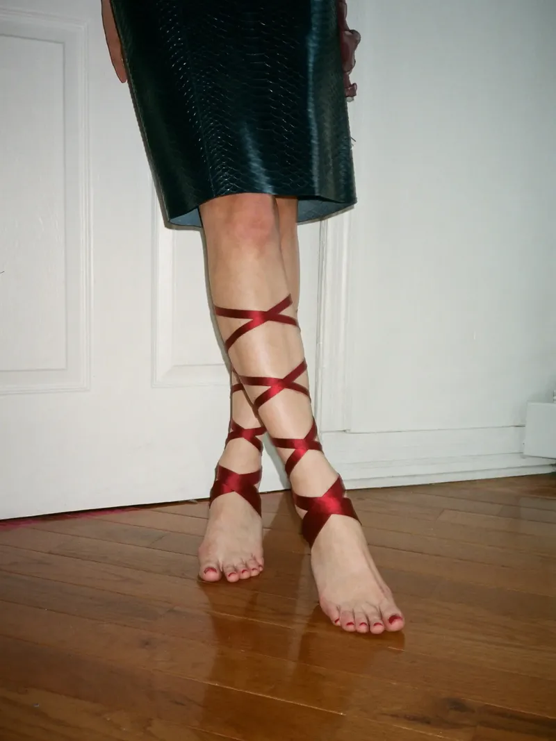 Barefoot Shoes Sepatu barefoot Jeffrey Campbell.