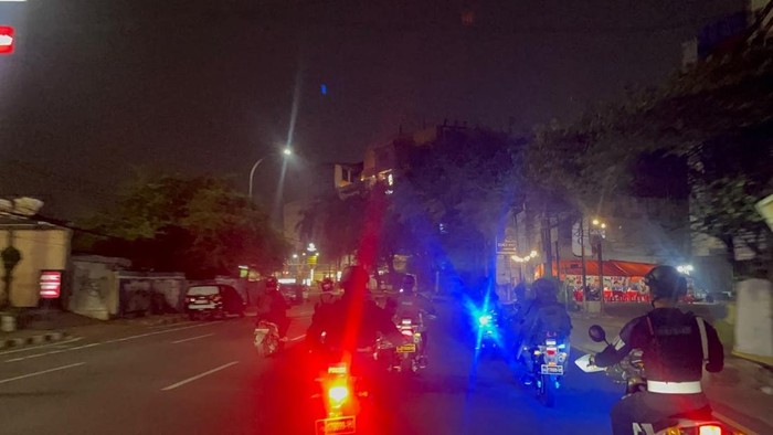Brimob Polda Metro Jaya menggelar patroli di wilayah Kecamatan Benda, Kota Tangerang, Banten. Patroli digelar dalam rangka mencegah tindak kriminalitas. (dok Ist)