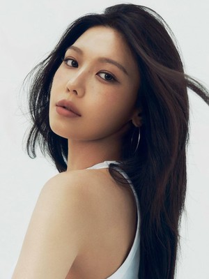 Potret Sooyoung Si Maknae Subunit SNSD-HyoRiSoo