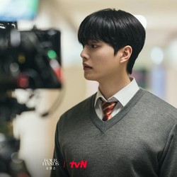 Intip BTS Drakor Four Hands, Two Sonatas sebelum Tayang Besok!