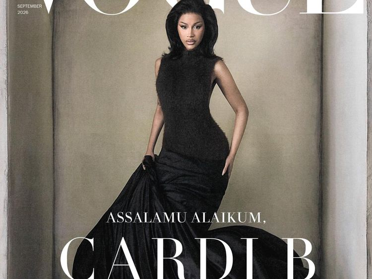 Foto: Gaya Cardi B di Vogue Arabia Setelah Viral Ucap Assalamualaikum
