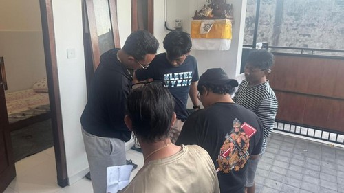 IKDK pengedar sabu di Denpasar saat diamankan kepolisian, Rabu (26/8/2026) (Dok. Polresta Denpasar)