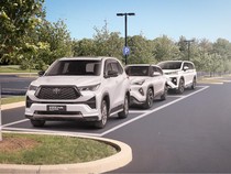 Begini Cara Parkir Paralel Mobil Hybrid