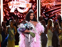 Pemenang Miss USA 2026 Pakai Baju Bekas dan Kantong Plastik saat Kompetisi