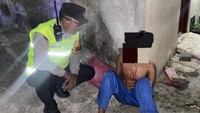 Maling di Solo Bugil hingga BAB di Rumah Korban, Berujung Dihajar Massa