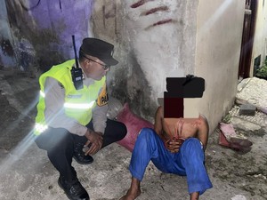 Maling di Solo Bugil hingga BAB di Rumah Korban, Berujung Dihajar Massa