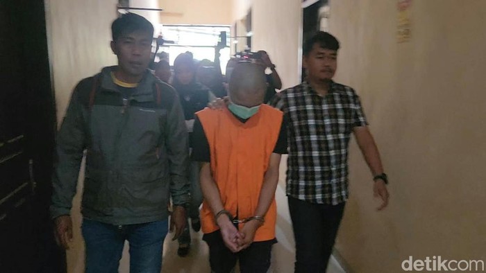 Pria berinisial AF (23) ditetapkan sebagai tersangka atas kematian pacarnya, DI (26) usai meminum obat aborsi di Kabupaten Polewali Mandar (Polman), Sulawesi Barat (Sulbar).