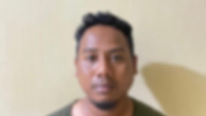 Pria pencuri minyak goreng dari 15 minimarket di Probolinggo.