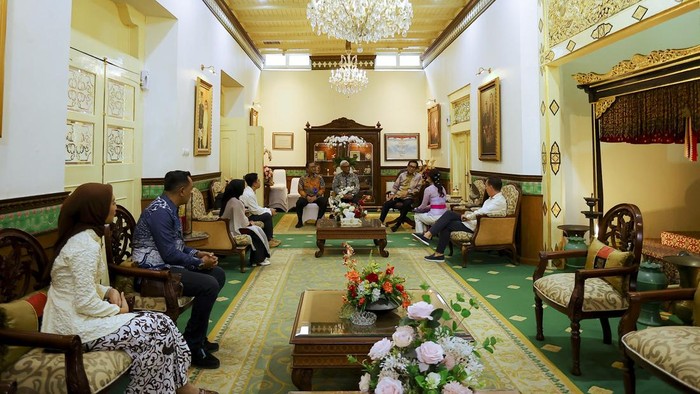 Momen manajemen dan pelatih PSIM Jogja menemui Sultan HB X di Kompleks Kepatihan, Jogja, Kamis (27/8/2026).