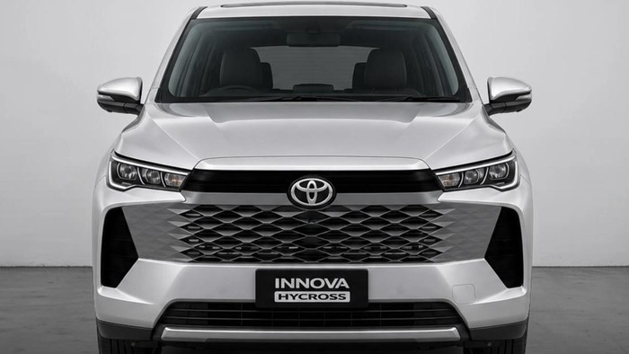 Rendering Toyota Innova Zenix terbaru di India