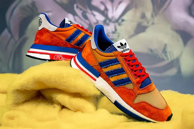 Anime legendaris yang populer di era 90-an, Dragon Ball Z, jadi inspirasi adidas saat meluncurkan sneakers edisi terbatas pada 2018. Bertajuk Dragon Ball Z x adidas ZX 500 RM, sneakers ini merepresentasikan karakter utamanya, Son Goku. Foto: Dok. Brand