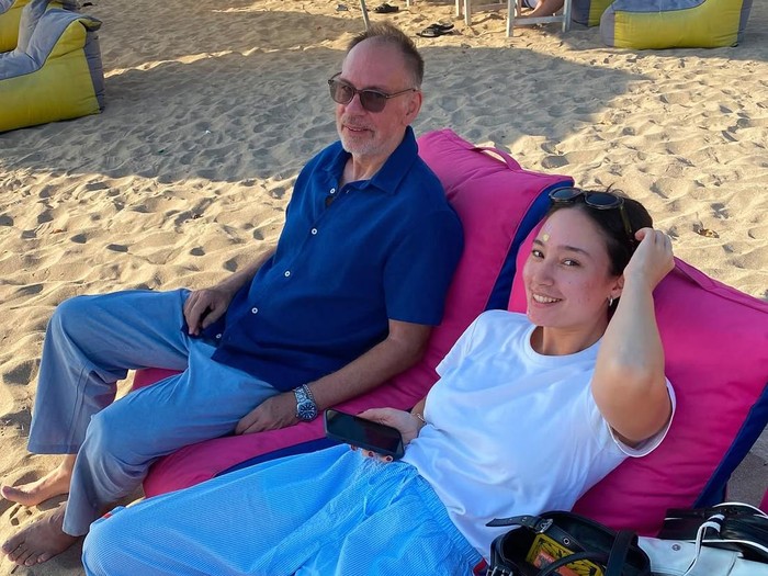 Tatjana Saphira kasih kode akan tinggal di Bali.