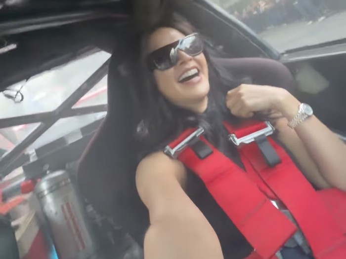 Bella Bonita drift bareng Anindita Hidayat
