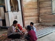 Kisah Bripka Nur Alam, Polisi Jadi Guru Ngaji Anak-anak di Pedalaman Mamasa