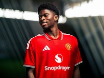Carlos Baleba Tak Sabar Jalani Debut Bareng Manchester United
